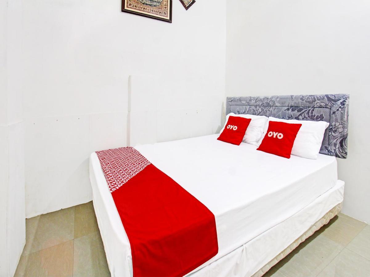 Oyo 3741 Mutiara Syariah 1 Hotel Mataram Exterior photo